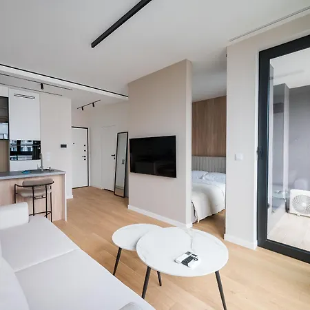 Grzybowska 13th Floor Glamour By Bookinghost