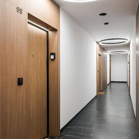 Apartment Grzybowska 13th Floor Glamour By Bookinghost